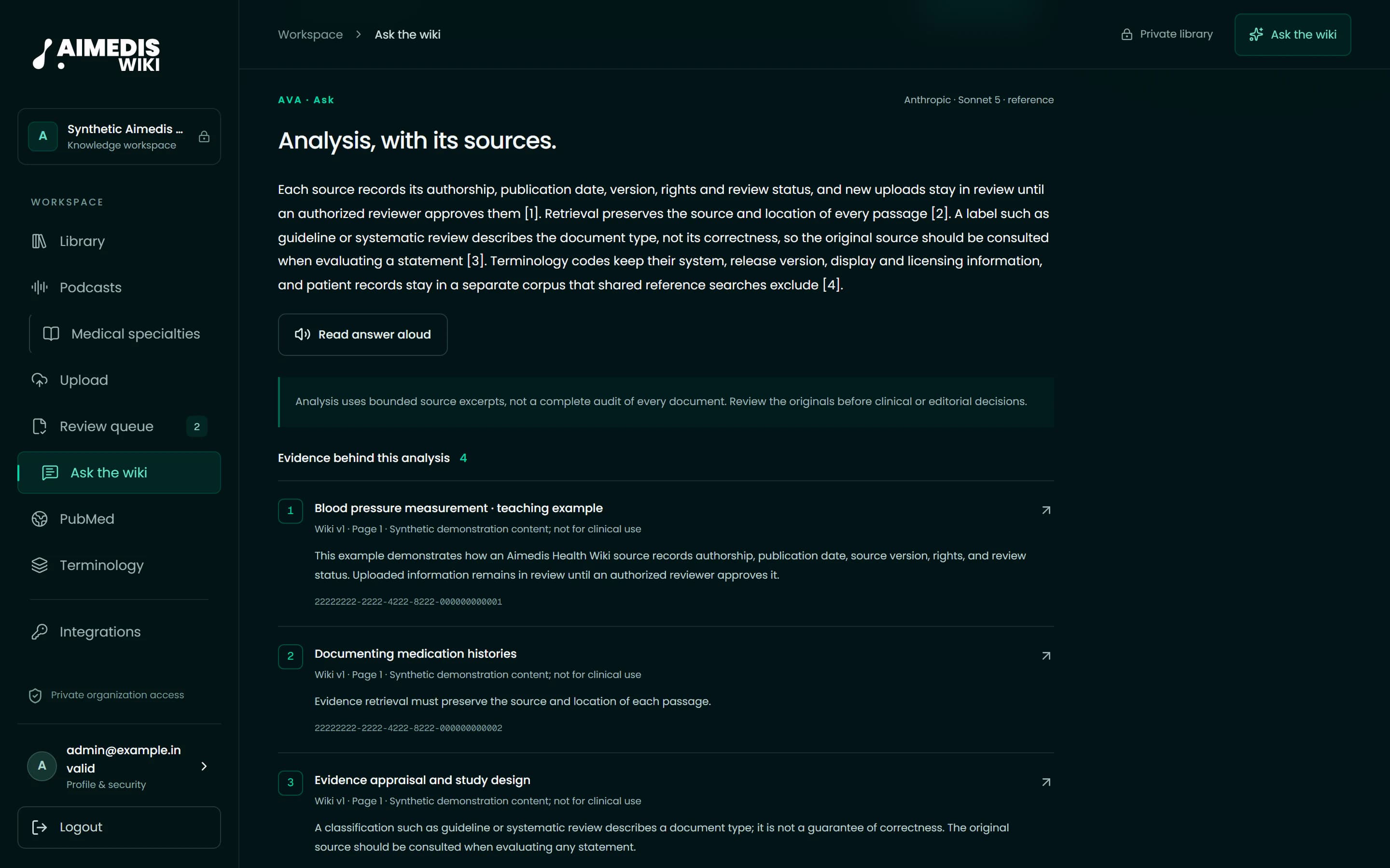 Aimedis Wiki: an AVA answer with numbered citations, each pointing to the source passage it comes from